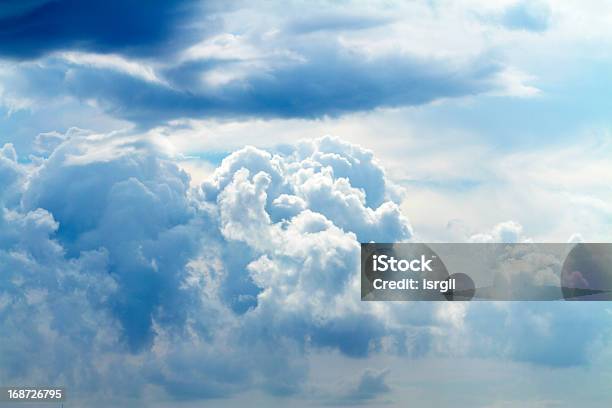 Duże Białe Chmury - zdjęcia stockowe i więcej obrazów Bez ludzi - Bez ludzi, Cumulus, Dzień
