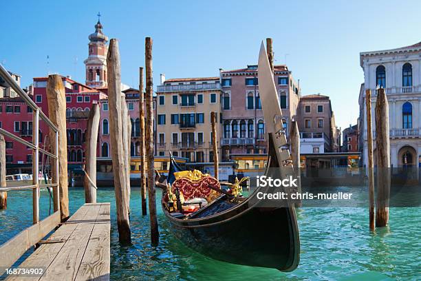 Gondel Auf Dem Canal Grande In Venedig Stockfoto und mehr Bilder von Altstadt - Altstadt, Außenaufnahme von Gebäuden, Bauwerk