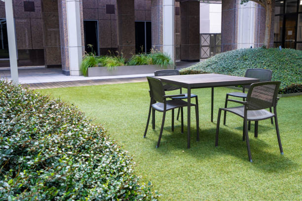 istock Quiet garden in urban city 1687439482