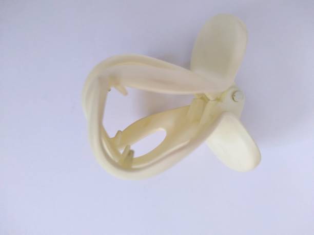 istock Jedai is a seemingly ordinary hairpin. However, since several years ago, pausi has become popular because it has been proven to be able to change a person's hairstyle to make it wavier and neater 1687443683