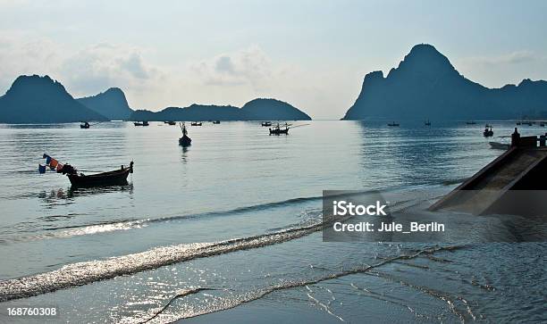 Bahía De Prachuap Khiri Khan Foto de stock y más banco de imágenes de Agua - Agua, Aire libre, Asia