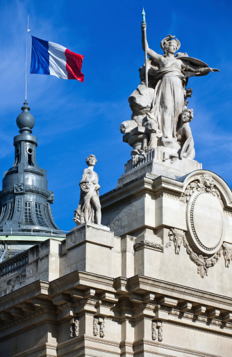 Paris, Av. Winston Churchill, statue on the top of the Grand Palace museum