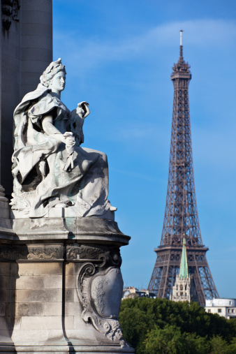 Paris, statues of the Alexadre III bridge