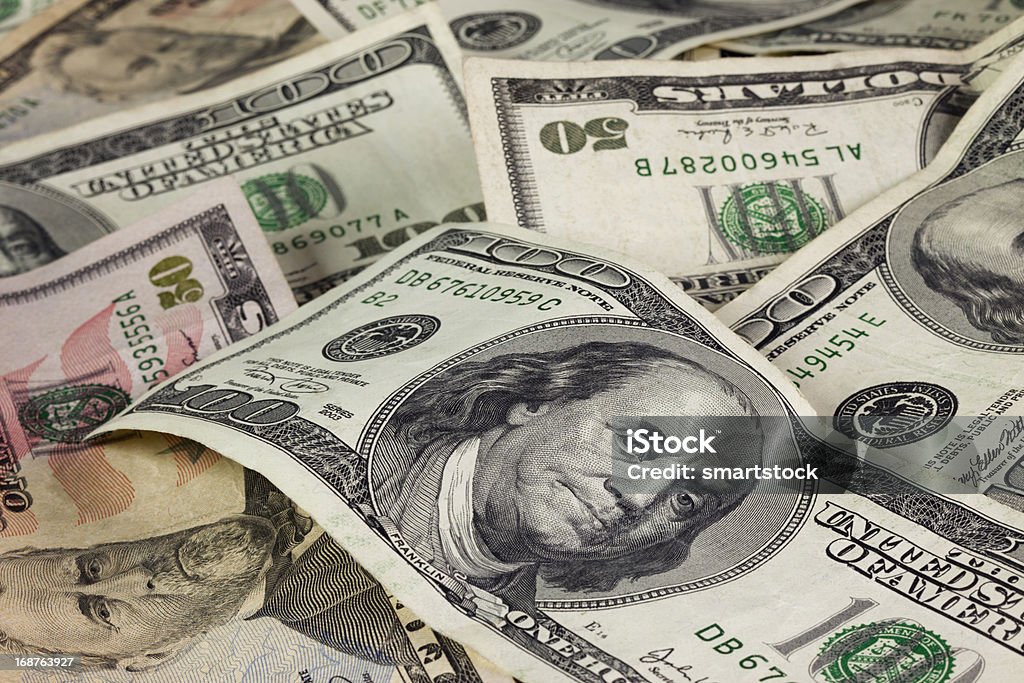 Cinquanta e banconote da cento dollari - Foto stock royalty-free di Banconota