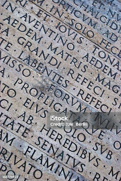 Roman Scripture - zdjęcia stockowe i więcej obrazów Bez ludzi - Bez ludzi, Fotografika, Imperium