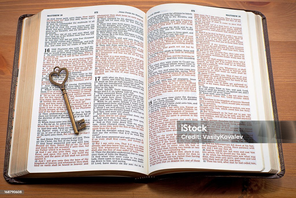 key on the open bible Keys to the Kingdom, key on the open bible God Stock Photo