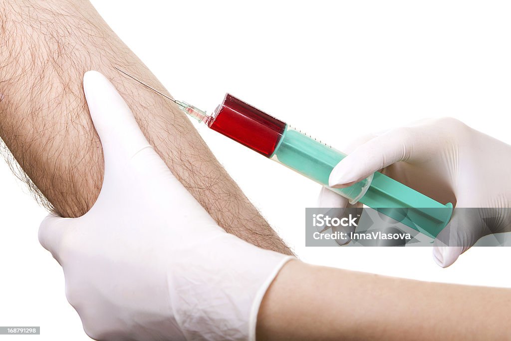Primer plano de la extracción de sangre en laboratorio - Foto de stock de Agarrar libre de derechos