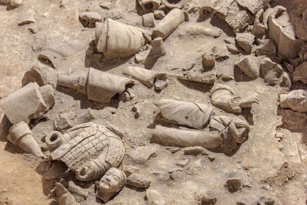 Archeology Old Chinese ruins of terracotta army in Xian terracotta soldiers stock pictures, royalty-free photos & images