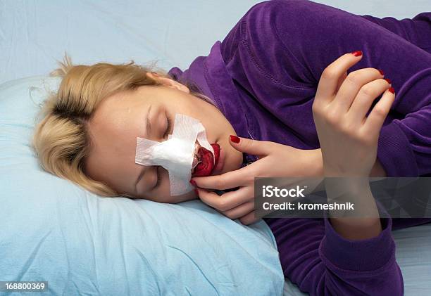 Rhinoplasty Stockfoto und mehr Bilder von Augenklappe - Augenklappe, Bandage, Bett