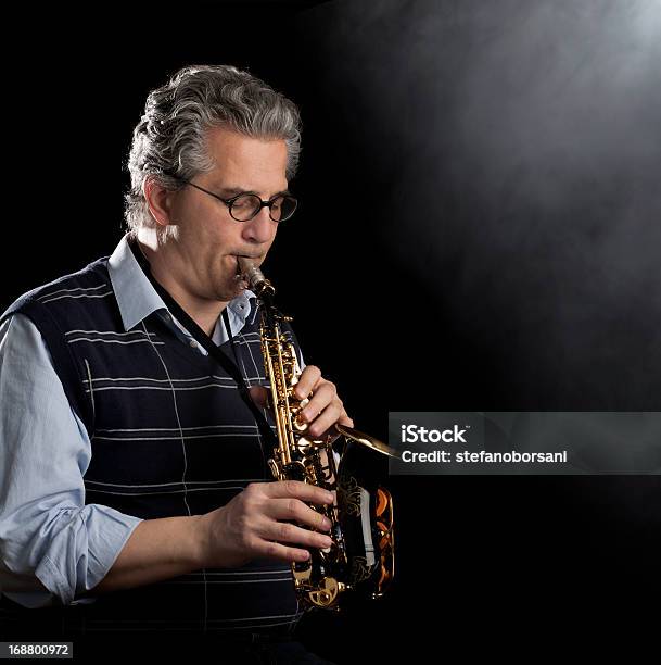 Saxofonista - Fotografias de stock e mais imagens de Artista - Artista, Barulho, Brincar