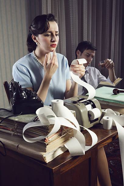 istock Calculating taxes 168800985