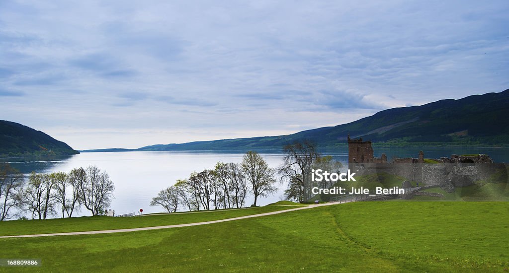 Castello di Urquhart - Foto stock royalty-free di Loch Ness