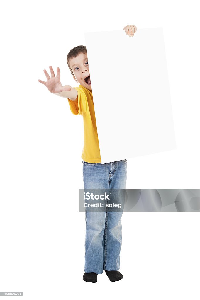 Ragazzo con vuoto foglio di carta - Foto stock royalty-free di Abbigliamento casual