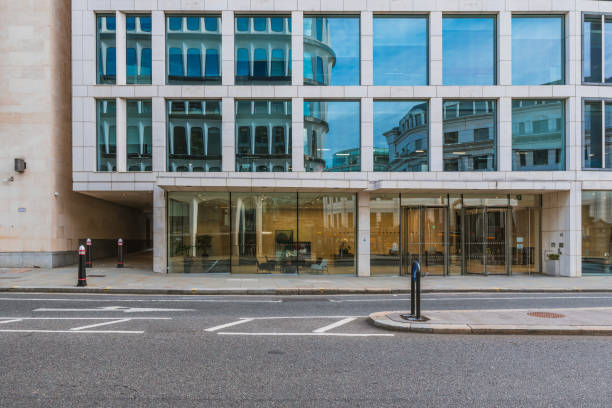 istock Street scene in London 1688463509
