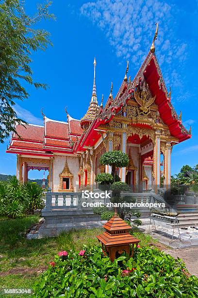 Foto de Templo Budista e mais fotos de stock de Arquitetura - Arquitetura, Azul, Budismo