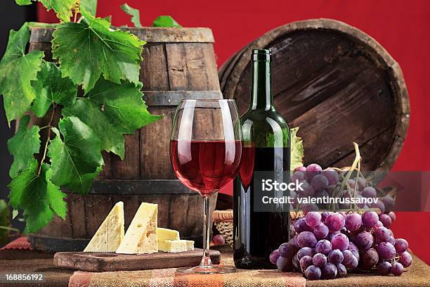 レッドワインの構成 - ワイン貯蔵庫のストックフォトや画像を多数ご用意 - ワイン貯蔵庫, ワイン, ブドウ