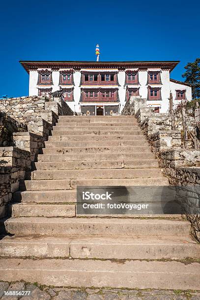 Буддистский Монастырь Tengboche Удаленных Himalaya Гомпа Khumbu Непал — стоковые фотографии и другие картинки High Country