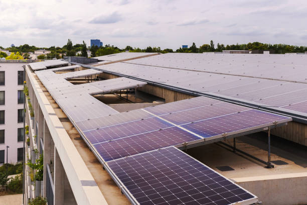 istock Solar Panels on the Roof of Modern Skyscraper Building 1689065737