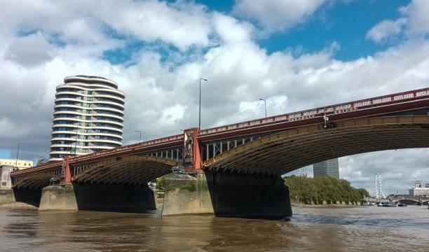 istock Vauxhall Bridge spanning the River Thames in London, UK 1689098965