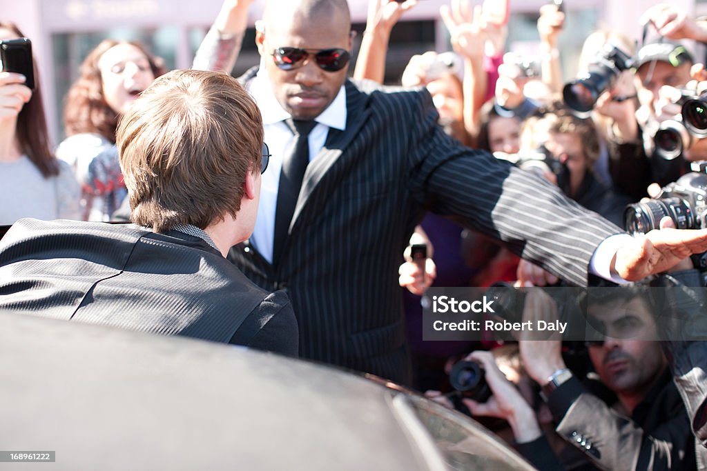 Celebrity limo Richtung aufstrebenden von paparazzi - Lizenzfrei Ereignis Stock-Foto