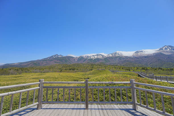 Shiretoko ichi lake Shiretoko Ichi lake shiretoko mountains stock pictures, royalty-free photos & images