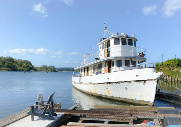 istock Boat Docked Alongside the Columbia River 1689989854