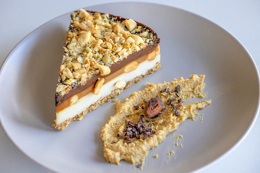 Cheesecake made of dairy products and peanuts