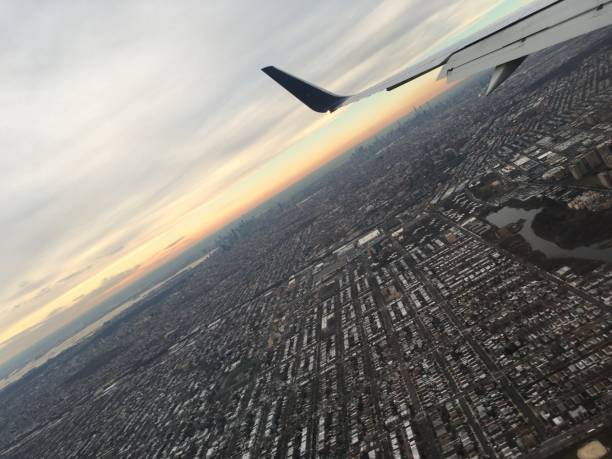istock Flight from San Francisco to New York 1690915854