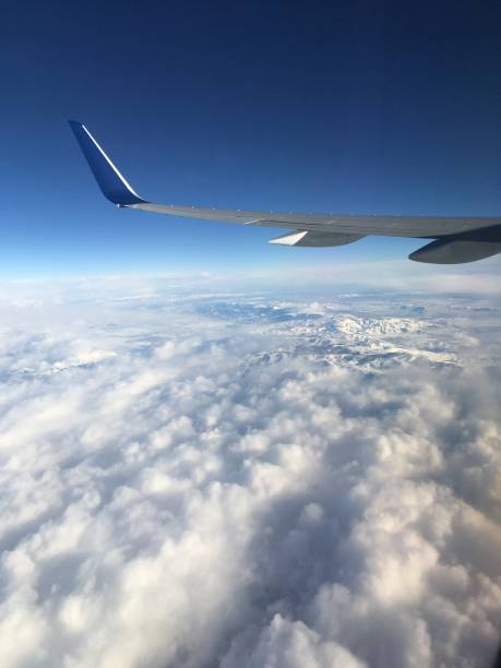 istock Flight from San Francisco to New York 1690916984