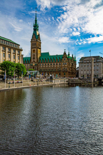 istock Hamburg City Hall 1690972260
