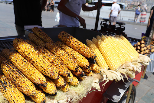 Street vendors are omnipresent on Istanbul's street. in Istanbul, you'll soon realise that there are a lot of street vendors in every neighbourhood selling all kinds of delicacies.