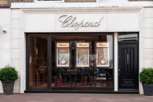 boutique di lusso chopard nella p.c.hooftstraat, la via dello shopping più lussuosa dei paesi bassi. - chopard foto e immagini stock