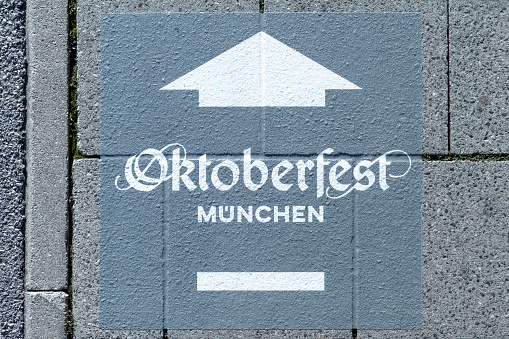 Theresienwiese, Munich, Bavaria, Germany, 2023, Oktoberfest, Wiesn, road sign, way to the Oktoberfest