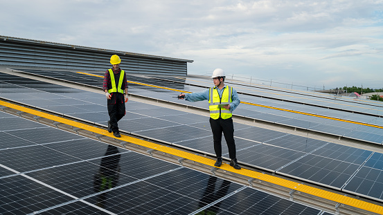 Engineer Maintenance Solar Panel Engineering Service And Check Solar ...