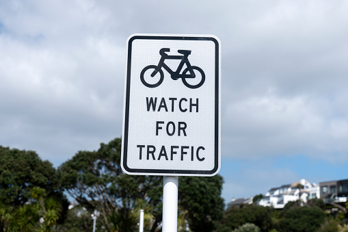 Cyclist warning sign