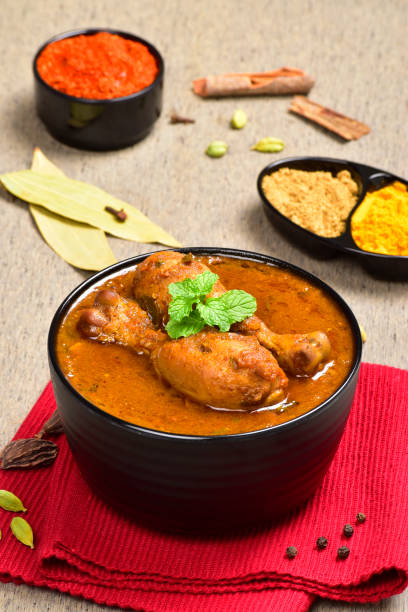 istock Spicy chicken curry in bowl, indian style non veg 1692099738
