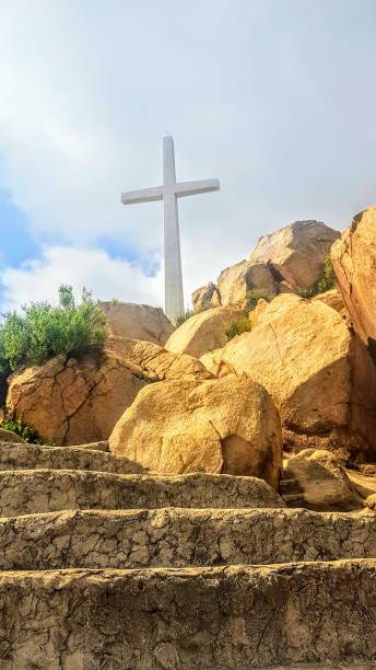 istock Lead Me to the Cross 1692229365
