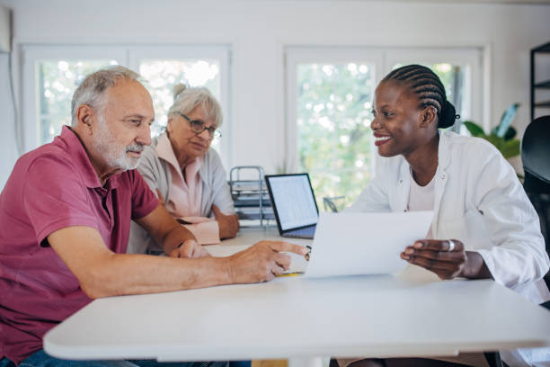 istock Old people at the doctor's office 1692344177