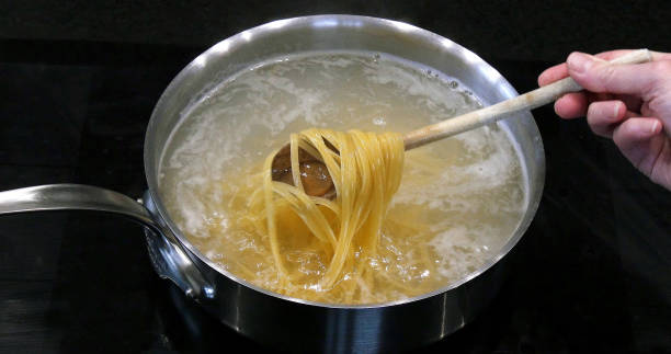 istock Hot Boiling Water and Spaghetti Pasta in a saucepan 1692458236
