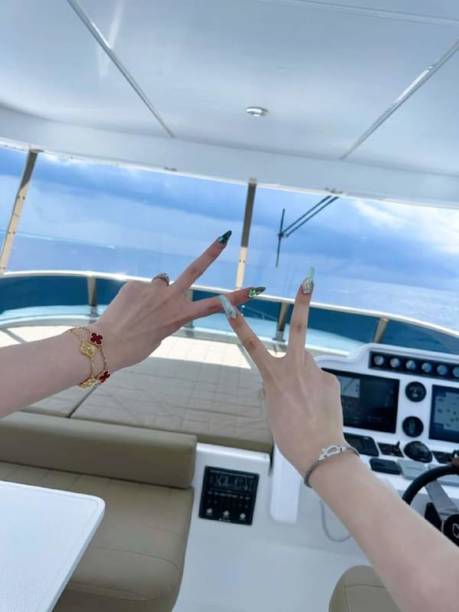 istock Woman's Hand gesture with V sign for victory 1692633231
