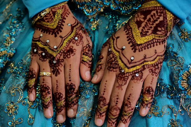 istock the bride wearing innai in her hand 1693148380