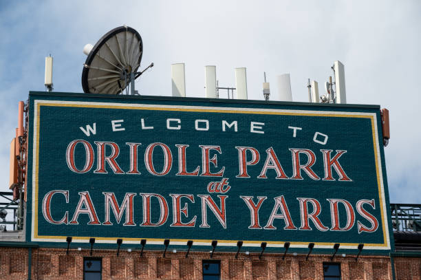 Welcome to Oriole Park at Camden Yards Sign Baltimore, Maryland, USA - September 20, 2023: Welcome to Oriole Park at Camden Yards Sign on the brick warehouse at Oriole Park at Camden Yards american league baseball stock pictures, royalty-free photos & images