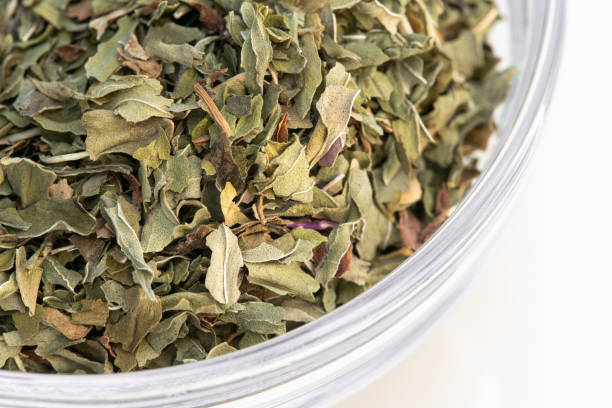 istock Dried Peppermint Leaves in a Bowl 1694559734