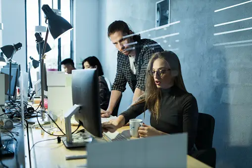Computer Techinians Working Computer Technician Pictures | Download Free Images on Unsplash
