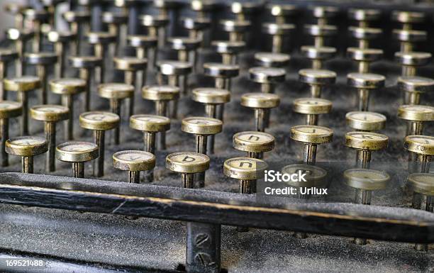 Creative De Escribir Foto de stock y más banco de imágenes de Anticuado - Anticuado, Antigualla, Color - Tipo de imagen