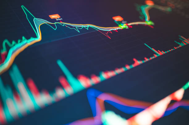 istock investing in a mutual fund with AI analysis 2024 1695451958