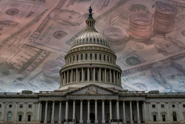 istock Government Shutdown Imminent - Federal Debt Soars 1695498192