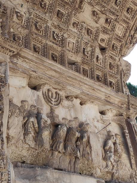 интерьер арки тита - arch of titus стоковые фото и изображения