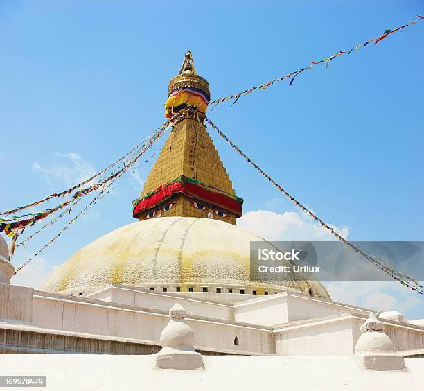 Foto de O Templo Budista Bodhnath e mais fotos de stock de Amarelo - Amarelo, Antigo, Arcaico