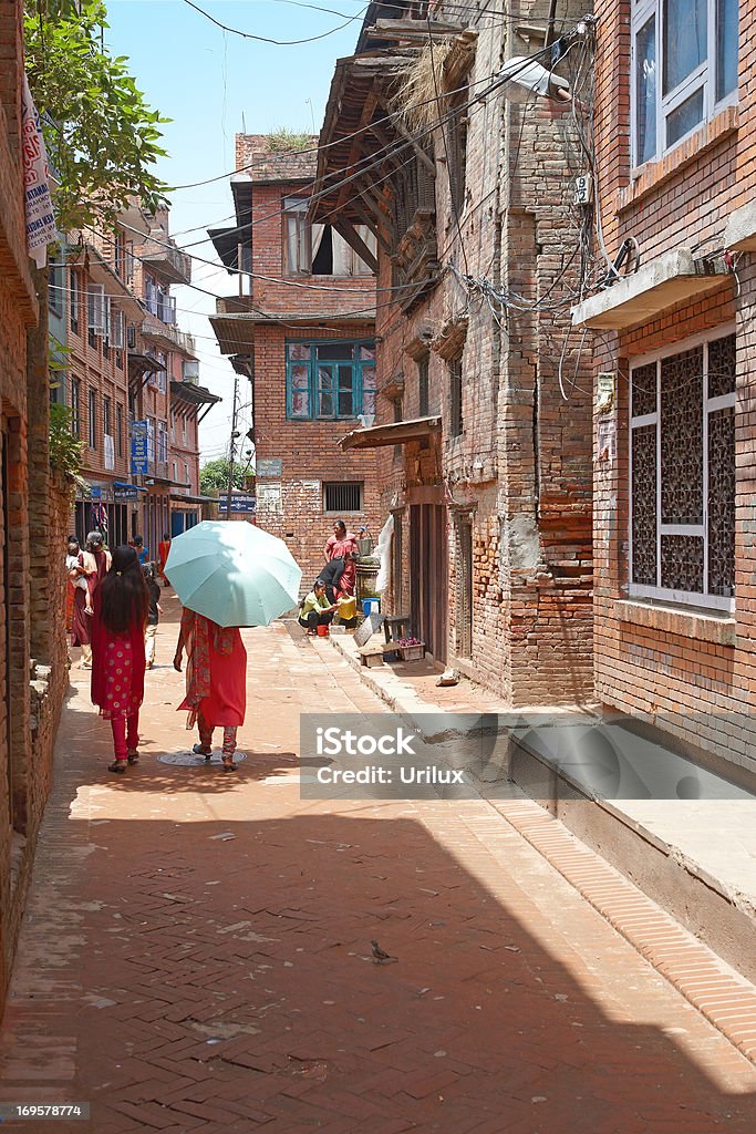 Una imagen editorial de la vida cotidiana en Katmandú, Nepal - Foto de stock de Thamel libre de derechos